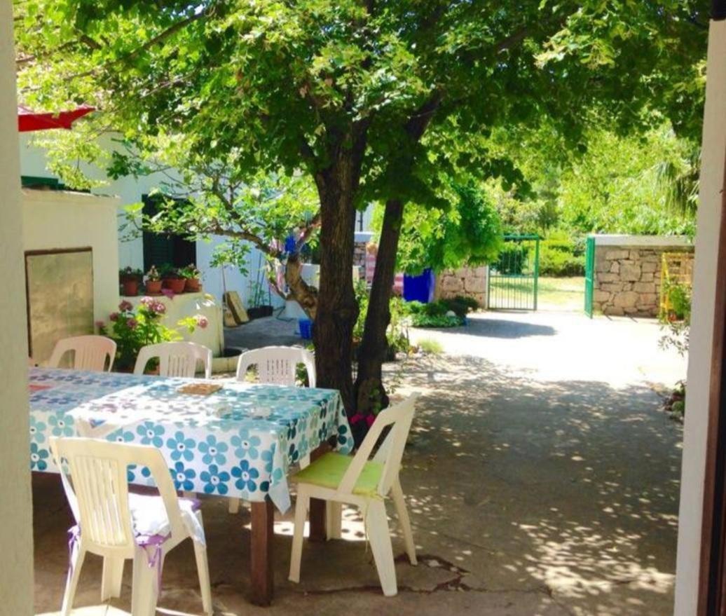 Apartmani Paron Sime 셀리네 외부 사진